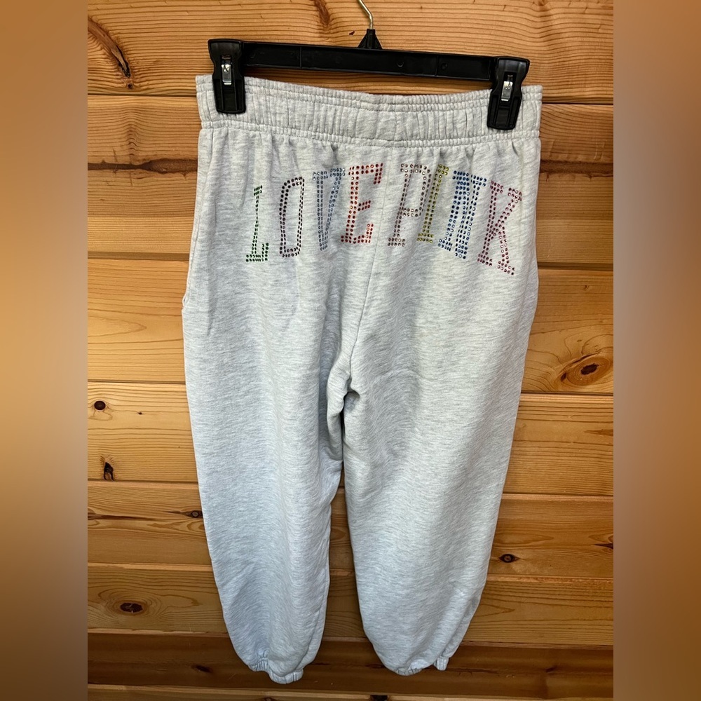 Victoria’s Secret PINK Gray Boyfriend Joggers Rhinestone Logo Sweatpants - Picture 2 of 4